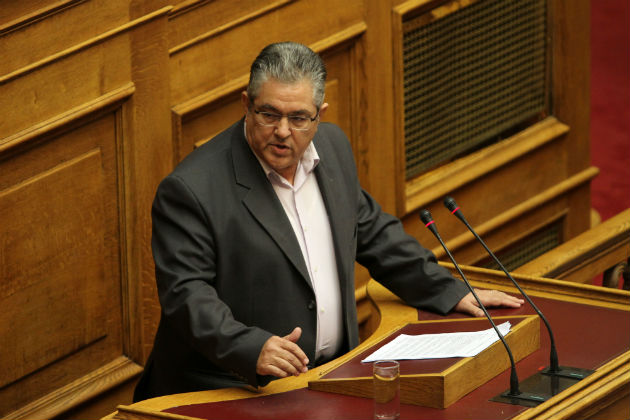 Πυρ ομαδόν από την ελάσσονα αντιπολίτευση κατά της κυβέρνησης