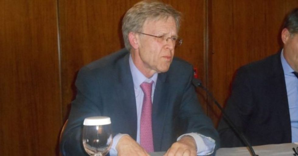 Ενας γιατρός στη Θέμιδα