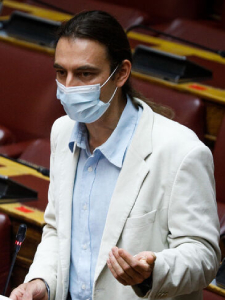 Αγκάθι ο σταθμός Μετρό Εξαρχείων