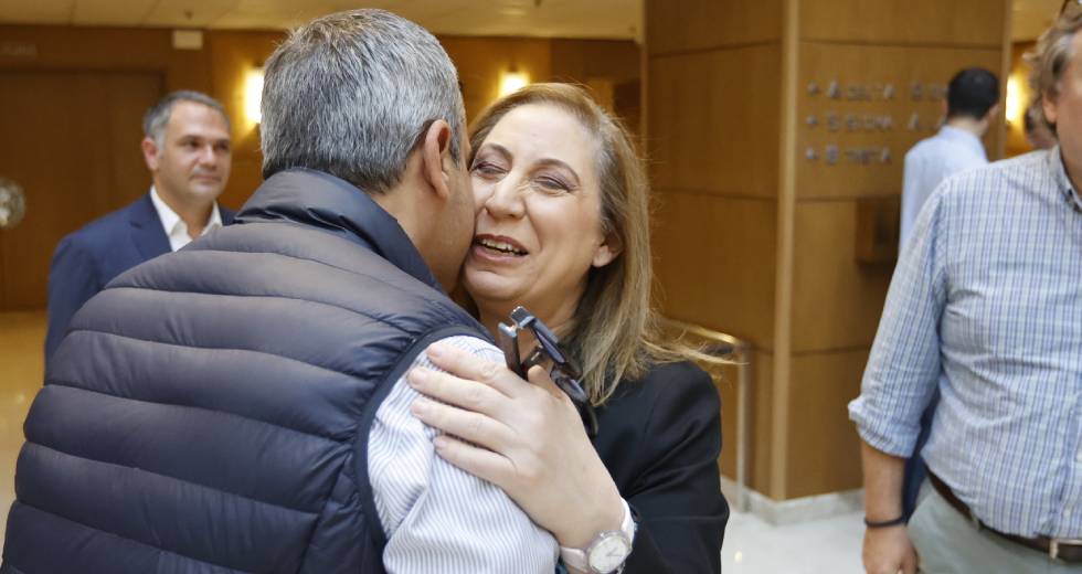 ΚΕ ΣΥΡΙΖΑ: Όλοι παρόντες για την επόμενη ημέρα και τη νέα εκλογική μάχη [ΦΩΤΟ]