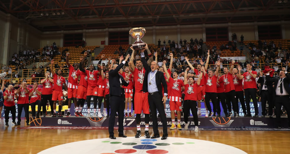 Ο Ολυμπιακός Κυπελλούχος Ελλάδας μετά από έναν επικό τελικό