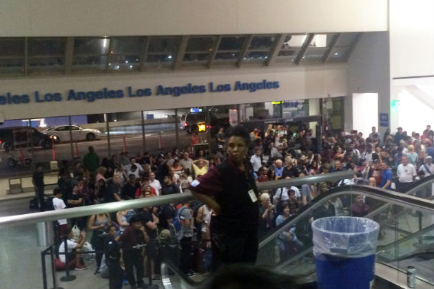 «Δυνατοί θόρυβοι» οι πυροβολισμοί στο αεροδρόμιο του Λος Άντζελες