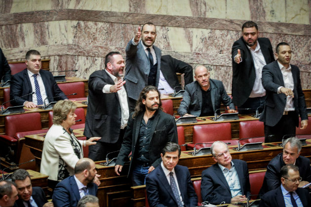 Χρυσαυγίτικες αθλιότητες μέχρι την τελευταία στιγμή