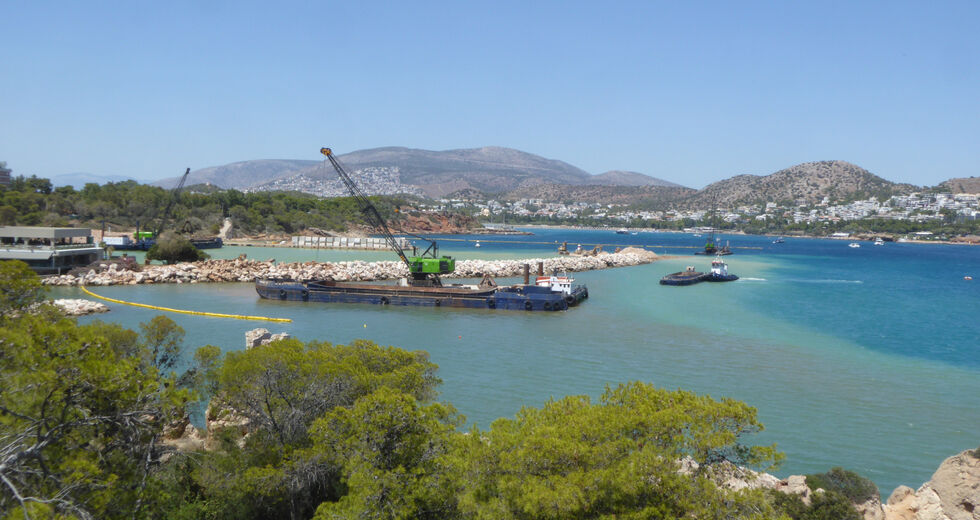 Ξανά στο ΣτΕ για τη μαρίνα Βουλιαγμένης