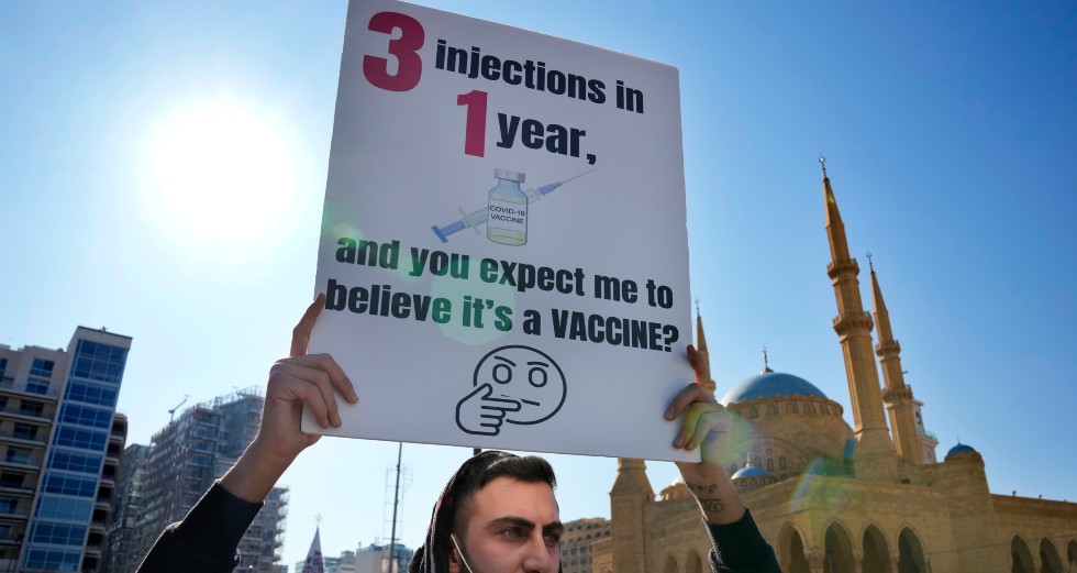 Διαδήλωση στον Λίβανο για τα μέτρα κατά των ανεμβολίαστων