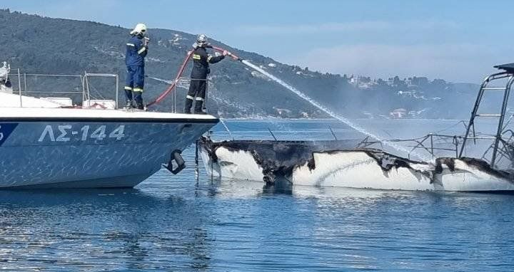 Παρανάλωμα θαλαμηγός στη Λευκάδα