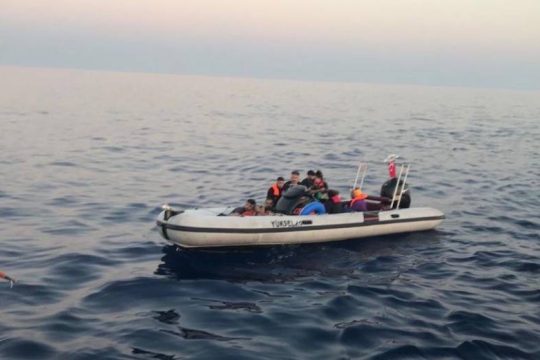 Συγκέντρωση διαμαρτυρίας στη Λέσβο για τους πέντε νεκρούς πρόσφυγες