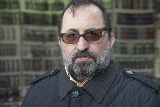 «Ζούμε όλοι μέσα σε μια τεράστια σιωπή…»
