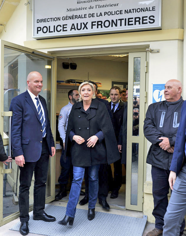 Μακράν ο Μακρόν