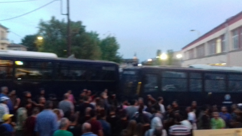 Ένταση στις συγκεντρώσεις της Μυτιλήνης