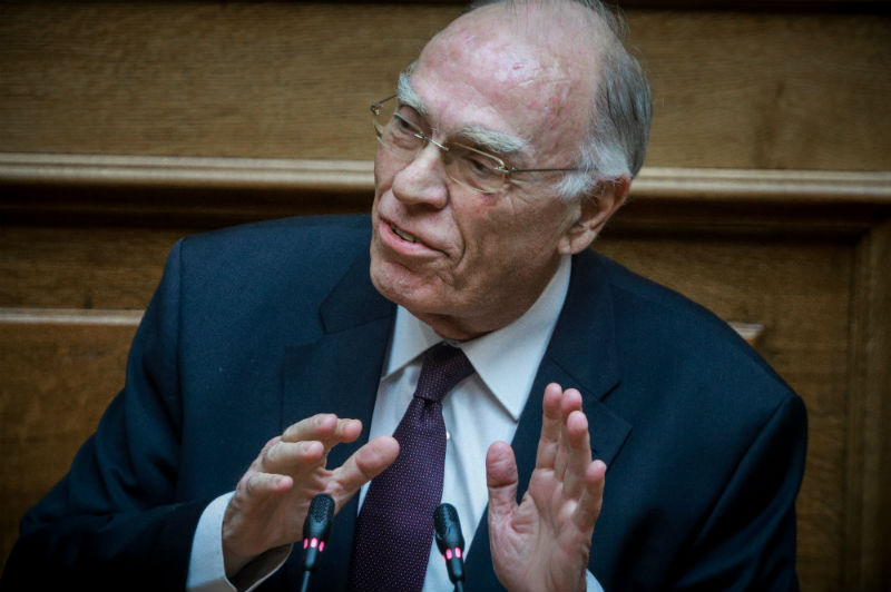 Κριτική πολιτικών αρχηγών στην κυβέρνηση με αφορμή το δημογραφικό