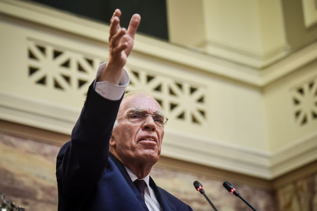 «Ψέματα και παροχολογία»