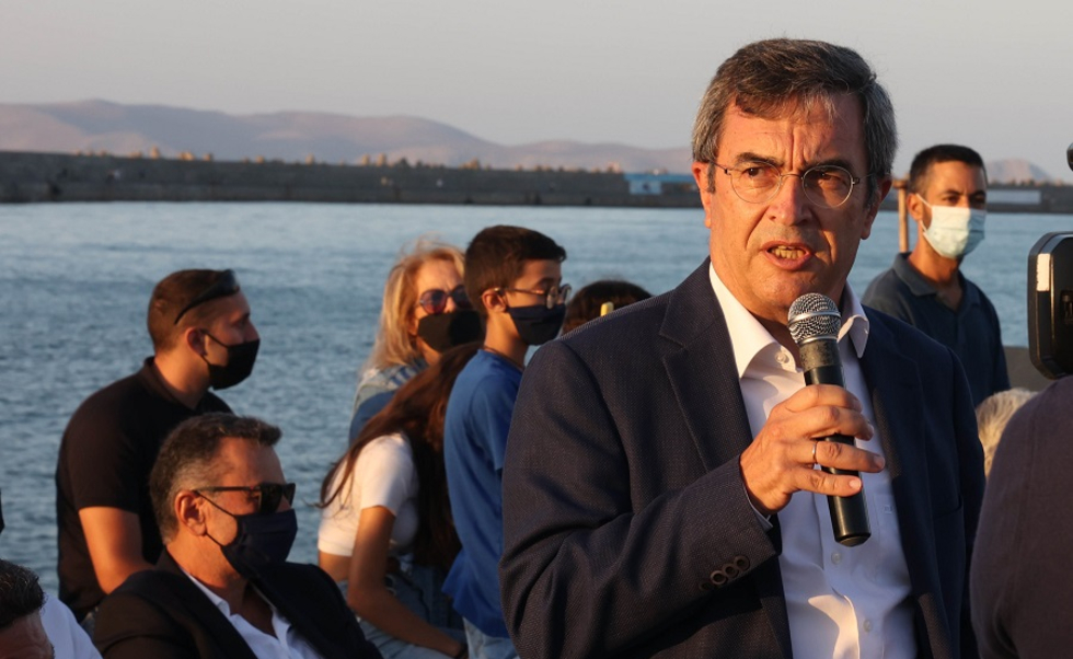 Οικονόμου από Ηράκλειο: Εθνικός στόχος η μείωση των θυμάτων από τροχαία