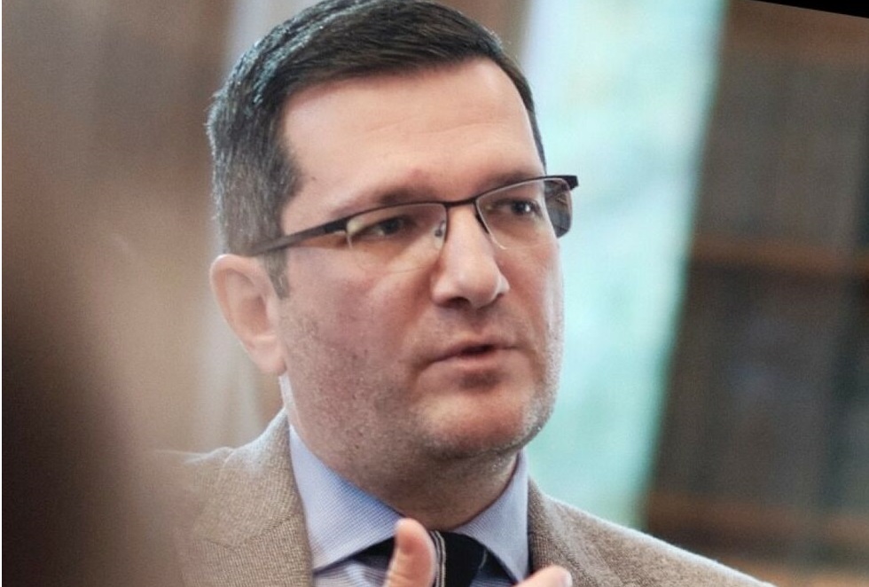 Σκοτεινά μαγαζιά και κουζίνες – φαντάσματα