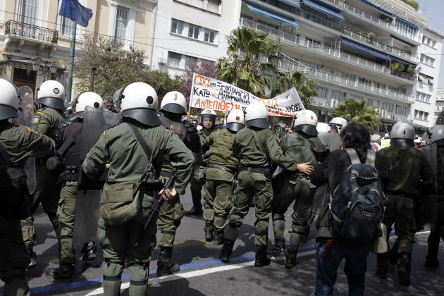 Με παρατράγουδα η υπογραφή συμφωνίας για τον ΟΛΠ