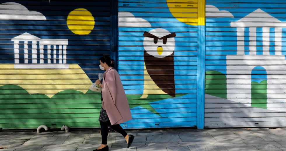 Στο μικροσκόπιο των επιστημόνων οι νέες μεταλλάξεις του κορονοϊού