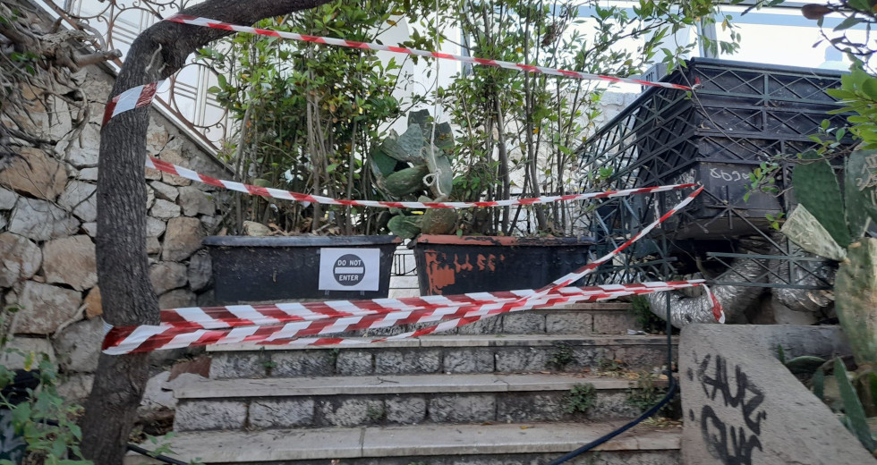 «Οδοφράγματα», σεκιούριτι και… πυρασφάλεια στον Λυκαβηττό [εικόνες]