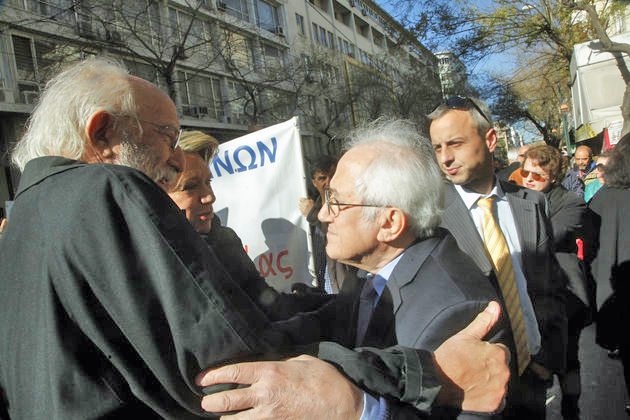 Στους δρόμους… τα ρετιρέ και τα υπόγεια