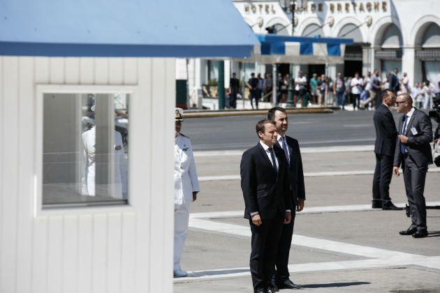 Ελάφρυνση χρέους χωρίς νέα μέτρα από το ΔΝΤ ζητά ο Μακρόν