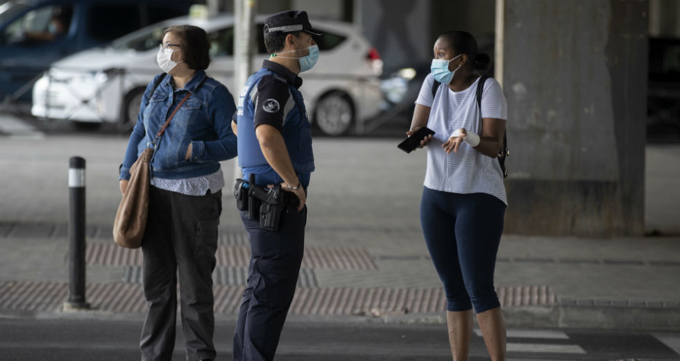 Καλπάζει η πανδημία, σε κατάσταση υψηλού κινδύνου η Μαδρίτη