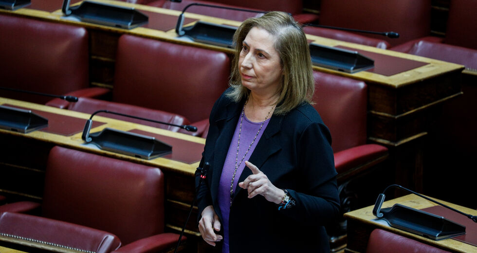 Άτακτη υποχώρηση της κυβέρνησης στο ασφαλιστικό μετά τις αντιδράσεις