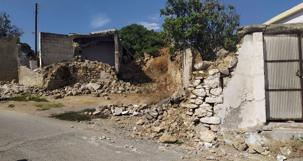 Άμεσα οι αποζημιώσεις στους σεισμοπαθείς της Κρήτης – Άρχισαν οι αυτοψίες