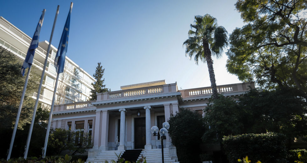 Καταργεί το οκτάωρο, θέλει επταήμερη εργασία