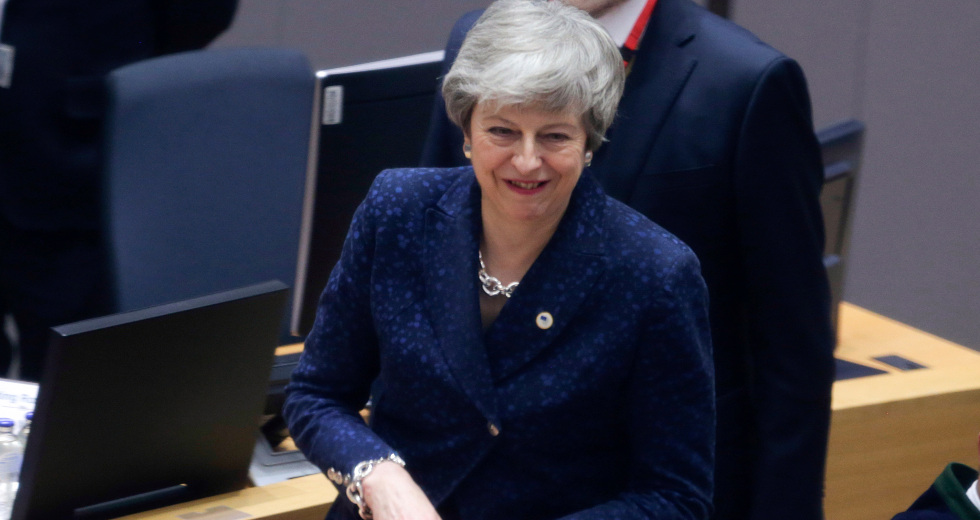 Διπλή αναβολή στο Brexit με άγνωστο φινάλε