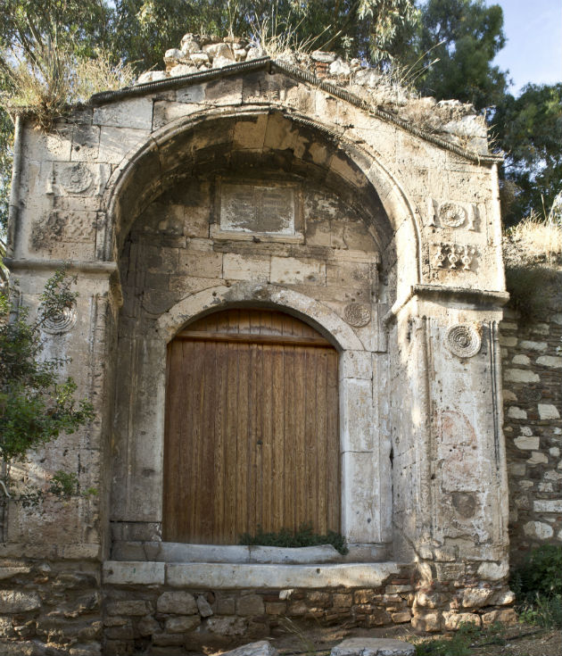 Μεντρεσέ: Το μισητό κτίριο