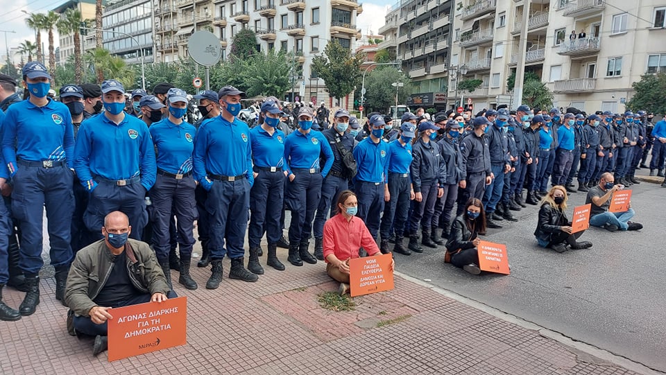 Ο αυταρχισμός της κυβέρνησης δεν πέρασε