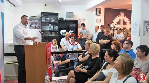 Και χρυσαυγίτης και μαιάνδριος!