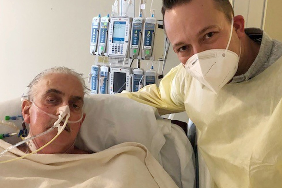 Πέθανε δύο μήνες μετά τη μεταμόσχευση καρδιάς χοίρου