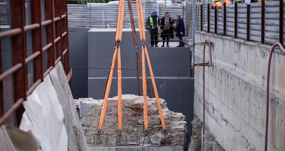 Σταθμός Αγίας Σοφίας: πανηγύρια με ξένα κόλλυβα