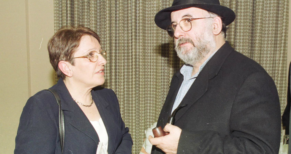 Θάνος Μικρούτσικος, 1947-2019