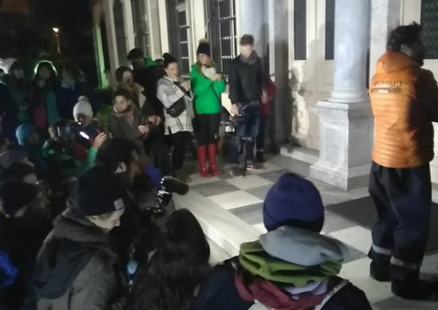 Ελεύθεροι υπό όρους, μετά τη 12ωρη απολογία τους