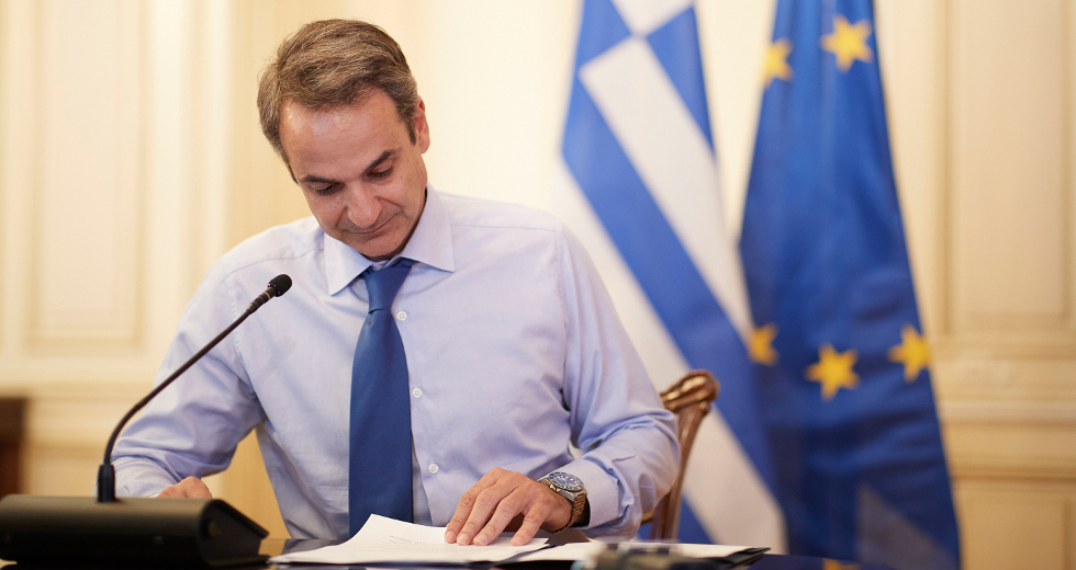Υπογραφές για ΑΟΖ και άρση απαγορεύσεων για τους Ιταλούς τουρίστες