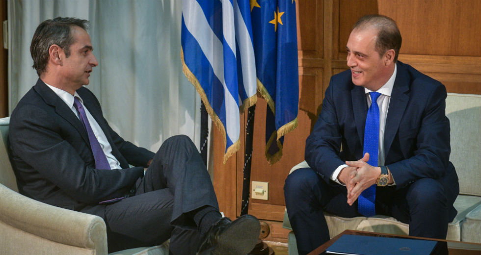 Τρία καίρια ζητήματα στις συναντήσεις του πρωθυπουργού με τους πολιτικούς αρχηγούς
