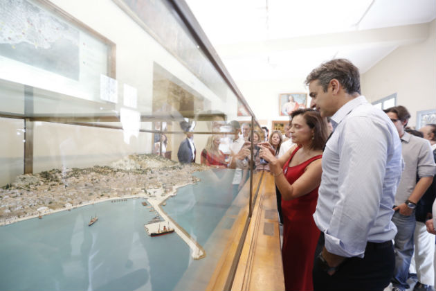 «Ο Τσίπρας αντιπροσωπεύει το χθες»