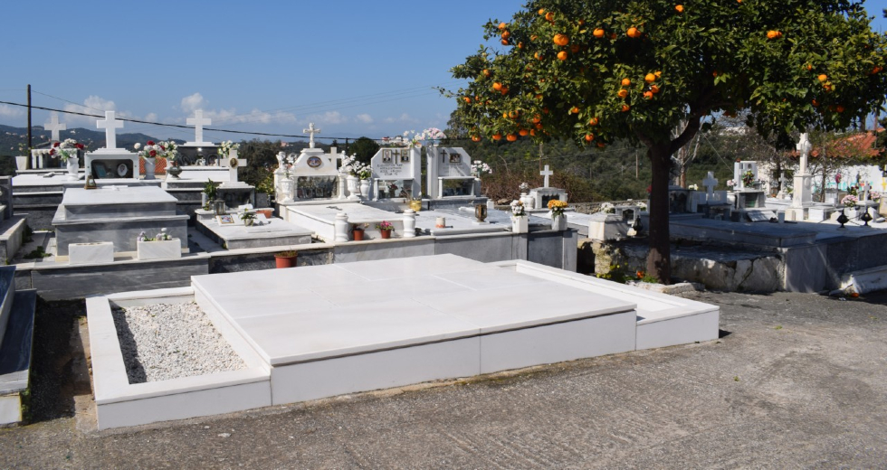 «Να γίνει σεβαστή η τελευταία επιθυμία του Μίκη»