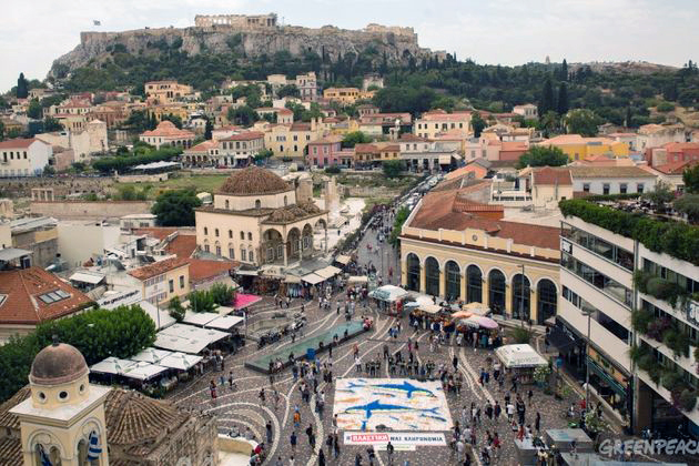 «Ασφυξία» από τα πλαστικά μας