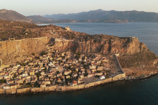 Αναζητώντας τον μυθικό Μαλβαζία οίνο