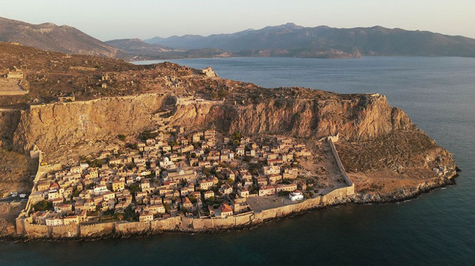 Αναζητώντας τον μυθικό Μαλβαζία οίνο