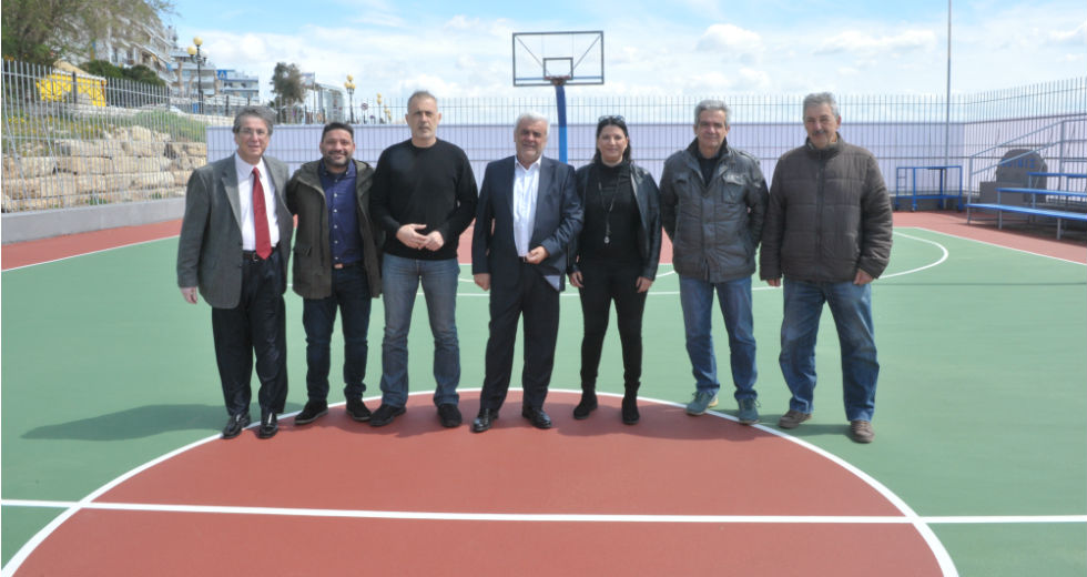 Παραδόθηκε το γήπεδο μπάσκετ του «Φοίνικα»