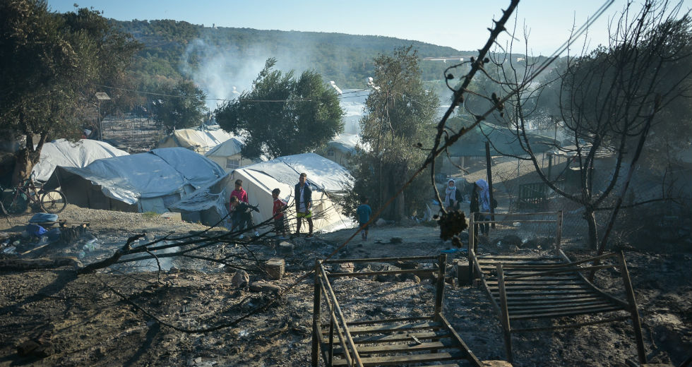 Εικόνες καταστροφής και απελπισίας στη Μόρια