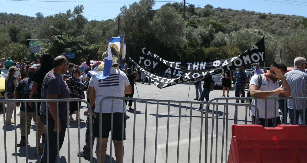 Υποφέρουν οι πρόσφυγες, επιμένει η αλληλεγγύη