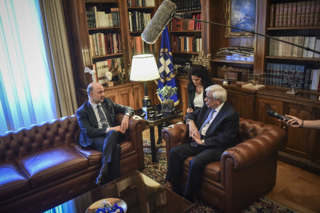 «Δεν υπάρχει τέταρτο μνημόνιο, δεν θα θα ξανάρθει η τρόικα εδώ»