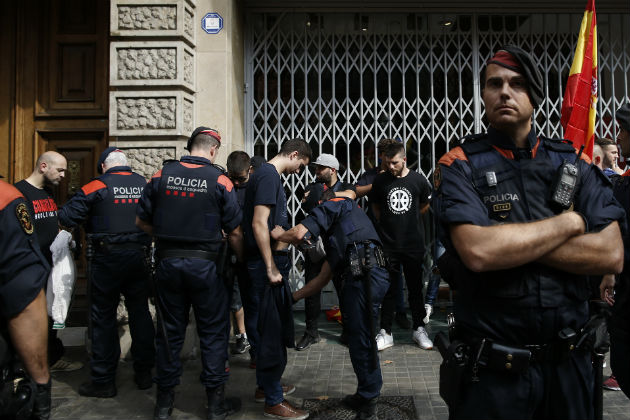 Απορρίπτει η Μαδρίτη την απάντηση της Βαρκελώνης