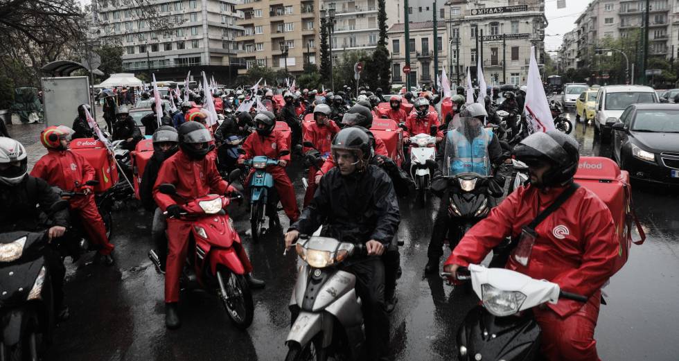 Φωτορεπορτάζ από την πορεία ντελίβερι και κούριερ στην Αθήνα