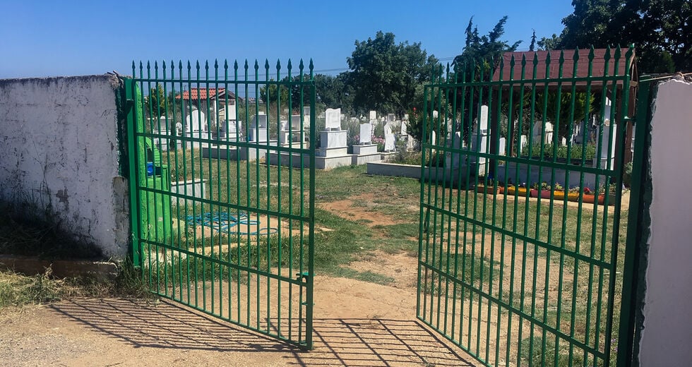 Ζητούν μουσουλμανικό νεκροταφείο στην Αθήνα
