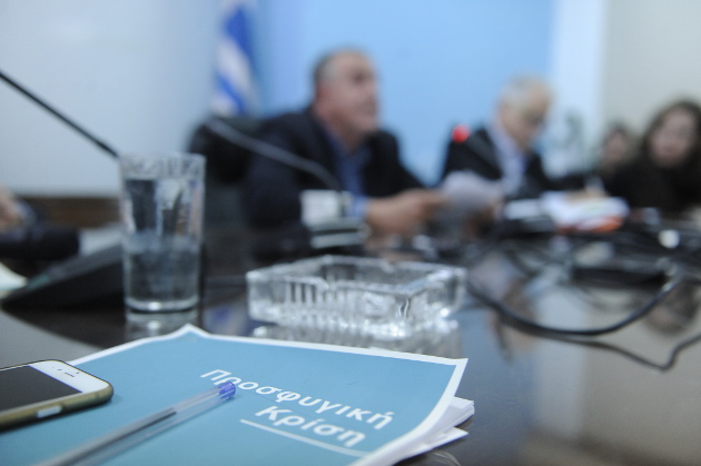 «Ηλεκτρονική κάρτα προσφύγων και νέα κέντρα κράτησης»